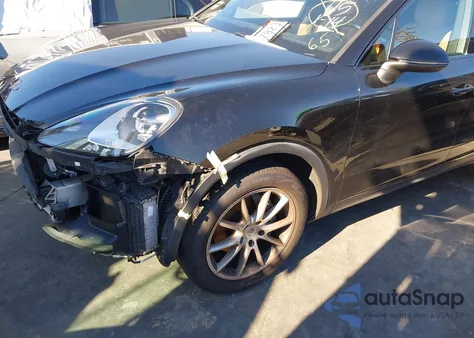 2019 Porsche Cayenne z USA, uszkodzony, nr VIN WP1AA2AY2KDA09004